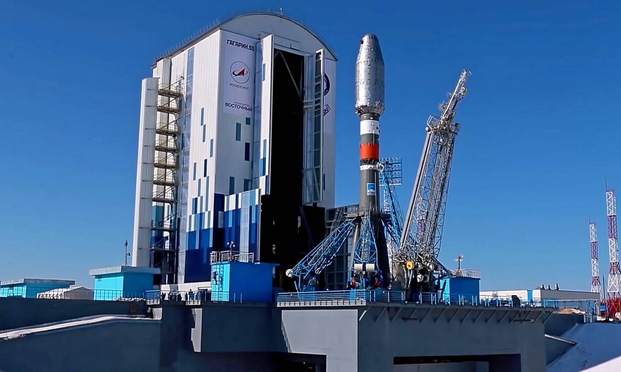 Премии самому себе на «Восточном»